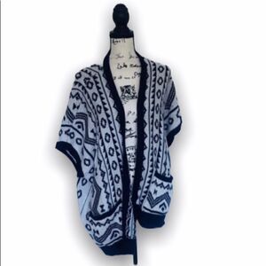 Romeo and Juliet SZ S Oversized Sweater